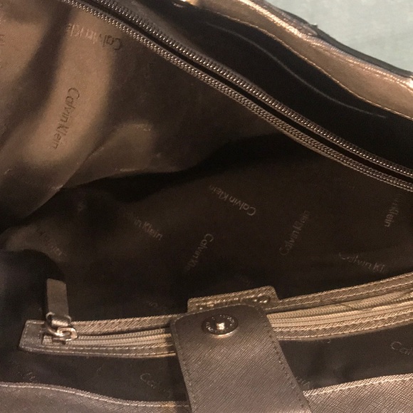 Black Calvin Klein Purse - Picture 5 of 5